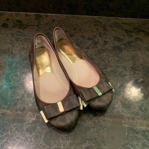 Michael Kors bow flats